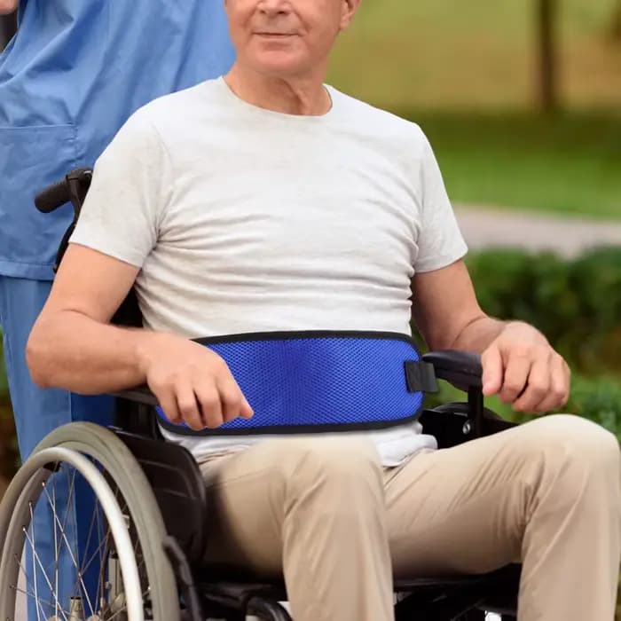 Ceinture de sécurité pour fauteuil roulant