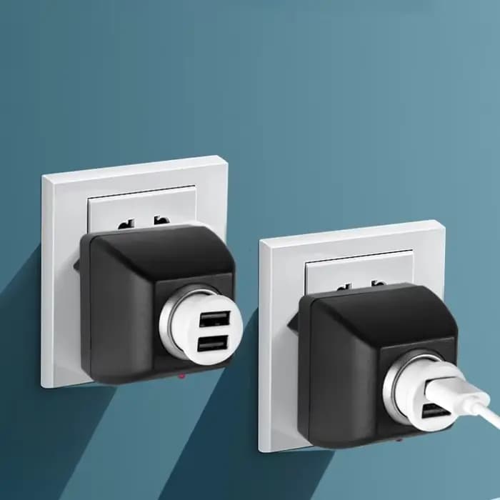 Adaptateur secteur avec prise de voiture