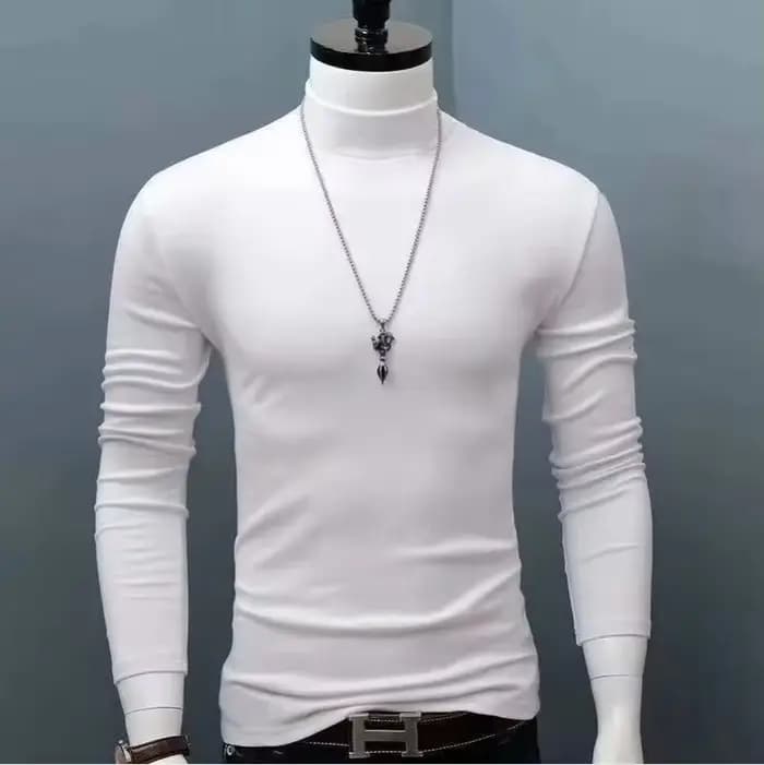 Pull chaud à col mi-haut, 360 °   proche du cou, sans couture pour résister aux vents froids. Utilisation du tissu verrouillé à température pour réaliser