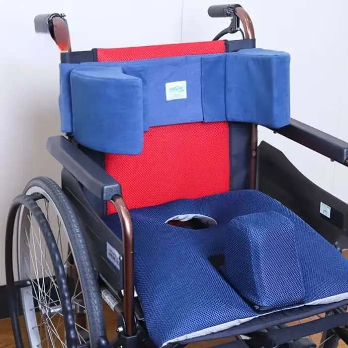 Coussin anti-coulissant réglable pour fauteuil roulant