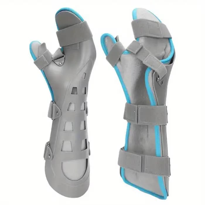 Attelle de poignet réglable pour fracture