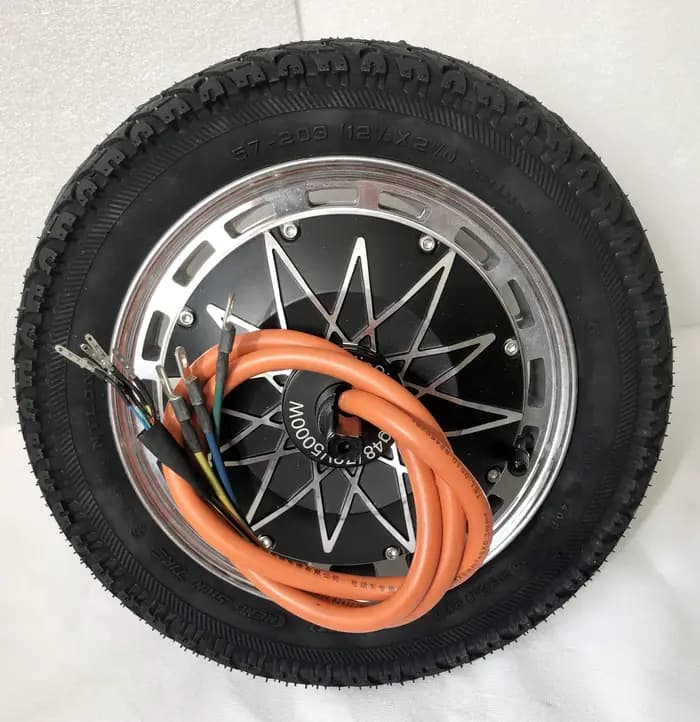 Moteur de moyeu de scooter électrique