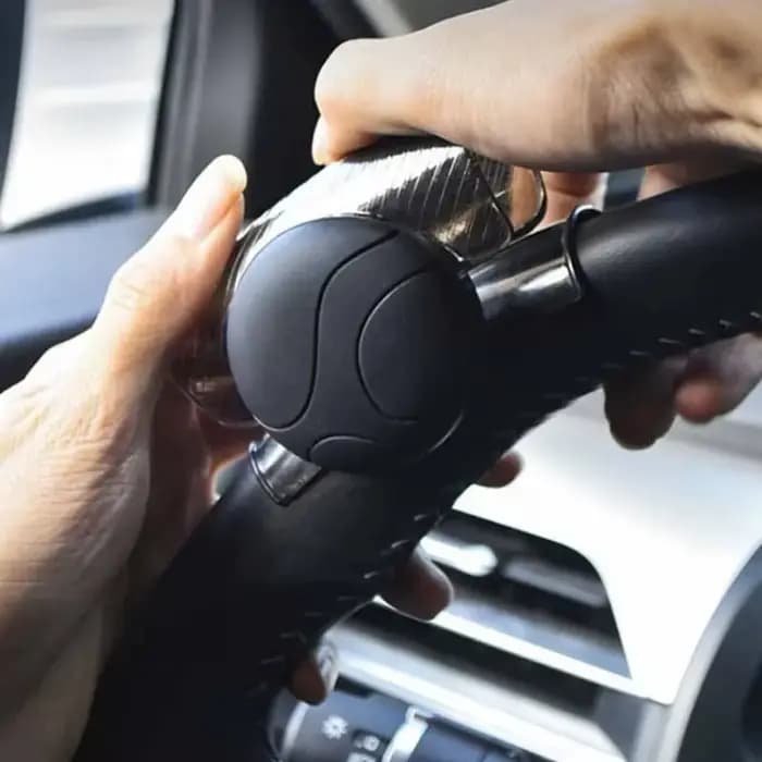 Bouton rotatif de volant à une main