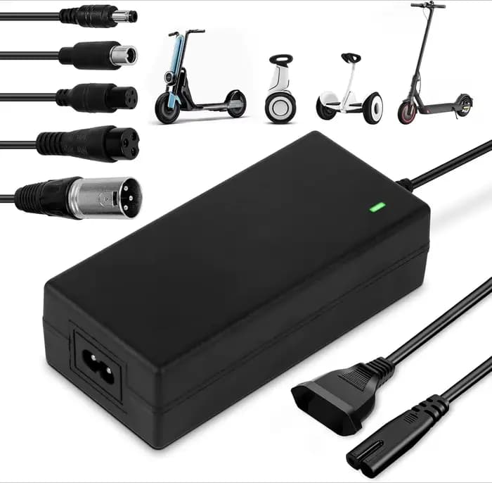 Chargeur de trottinette électrique