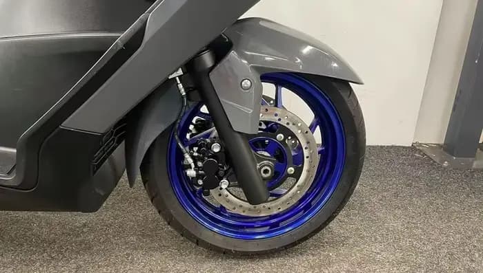 NOUVEAU Scooter de banlieue haute performance 400cc 2023 en excellent état