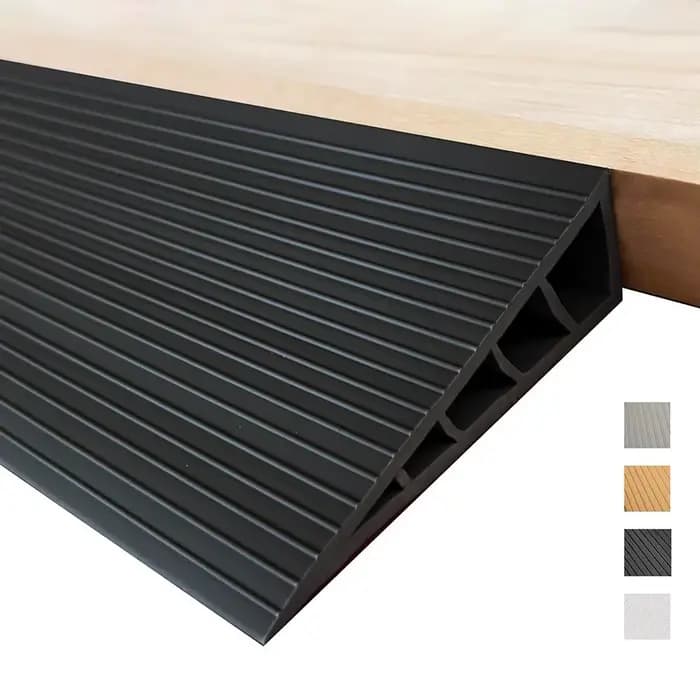 Rampes de seuil flexibles pour tapis à carrelage