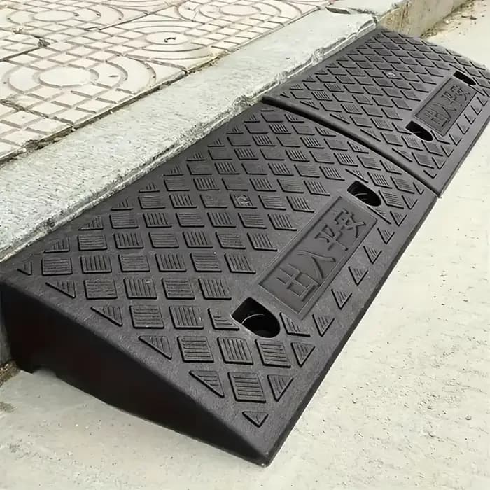 1 rampes portables avec surface antidérapante – Matériau durable