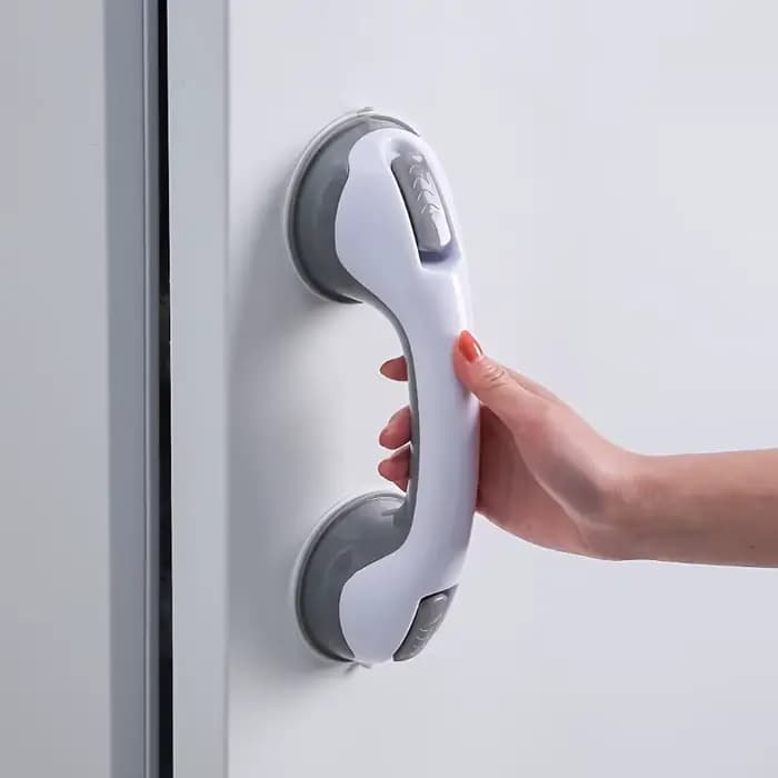 Main courante de salle de bain pour éviter les chutes