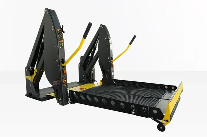Plateforme élévatrice électrique avec accoudoirs