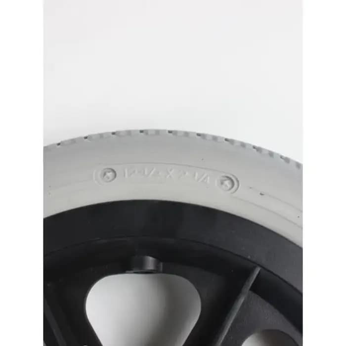 Pneu pour fauteuil roulant solide en polyuréthane de 12 pouces