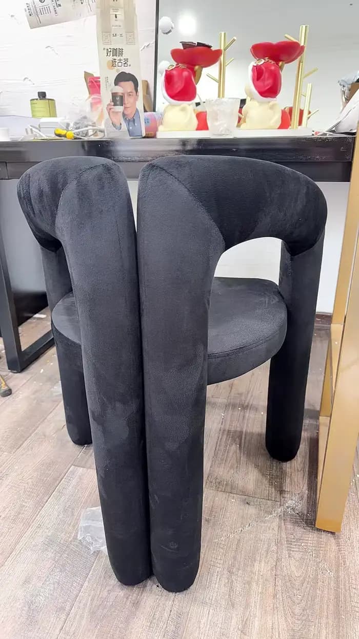 Fauteuil en tissu velours doux et respirant pour salon de manucure, structure robuste et confortable pour salon de beauté ou salon.