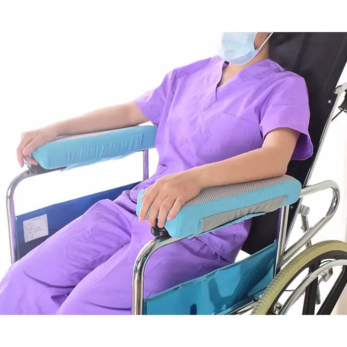 Coussinets d'accoudoir pour fauteuil roulant