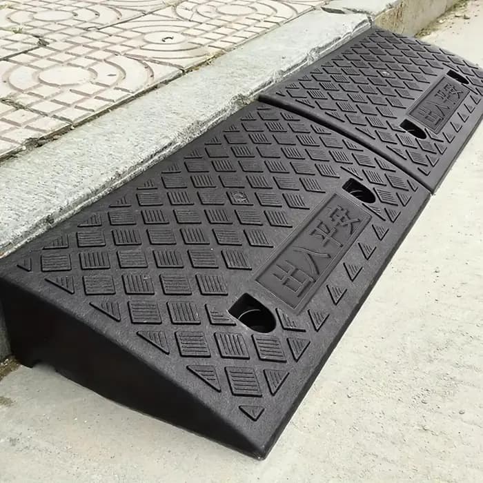 1pc rampe de bordure 50x27x9cm rampe de bordure Portable rampe de seuil robuste rampe de bordure ada