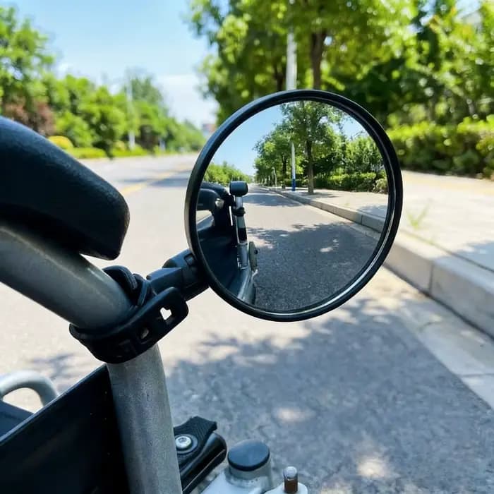 Rétroviseur spécial pour fauteuil roulant pour personnes âgées