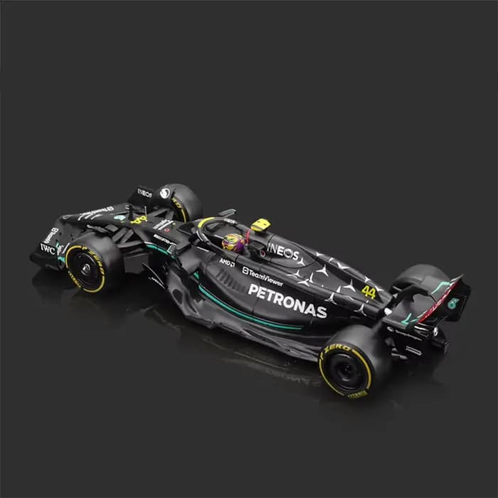 Bburago 1:24 MCL38 Équipe Monaco F1 MCL38 Mclaren 4 # Lando Norris 81 # Modèle de voiture de course en alliage Oscar Piastri modèle moulé sous pression de formule 1