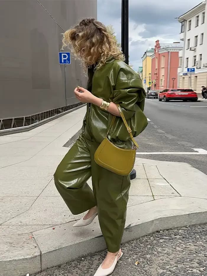 Veste en cuir vert olive avec fermeture éclair, manteau silhouette vintage, pardessus court à revers, haut décontracté, vêtements d'extérieur tendance High Street, automne