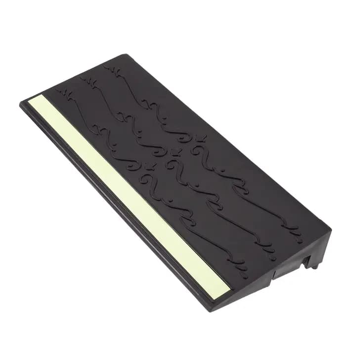 Rampe de seuil antidérapante pour robot aspirateur