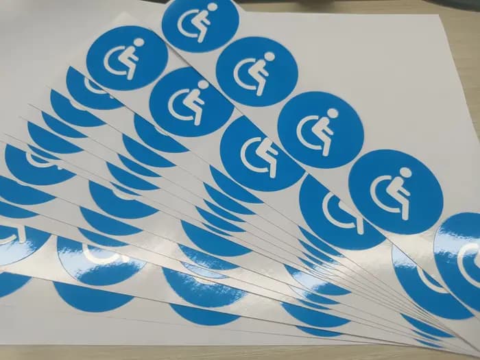 Étiquettes de symbole de fauteuil roulant pour handicapés