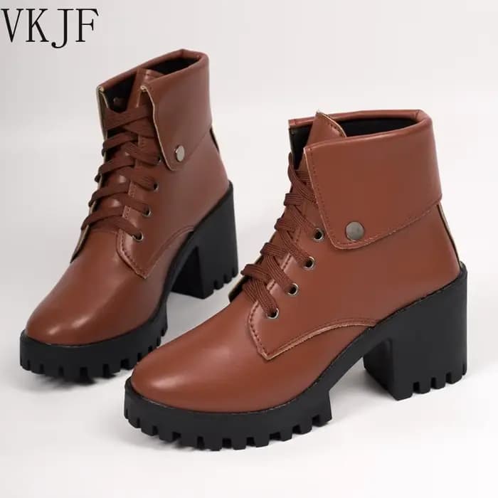 Bottes de travail pour femmes, tendance 2026, confortables et résistantes à l'usure, élégantes, couleur unie, bout rond, à lacets, courtes, pour l'hiver