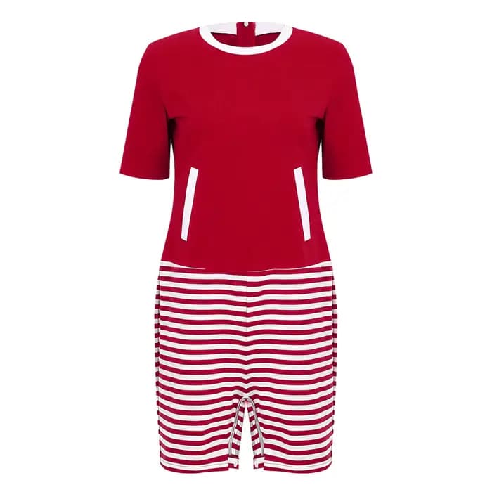 Combinaison-pyjama adaptée pour femmes âgées ayant des besoins spéciaux