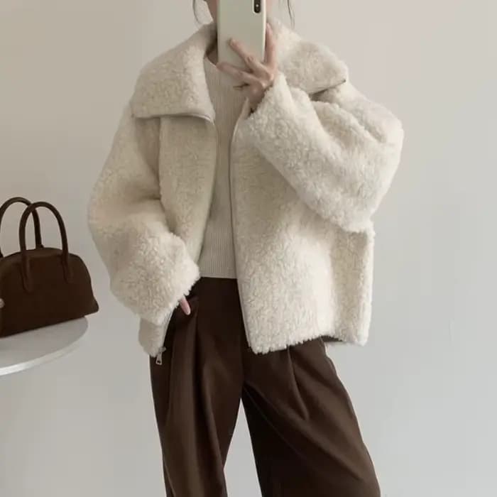 Manteau en laine d'agneau 2025 automne et hiver ample décontracté Plus manteau Mao Mao rembourré en velours pour femmes