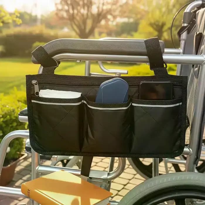 Sac de rangement pour accoudoir de fauteuil roulant