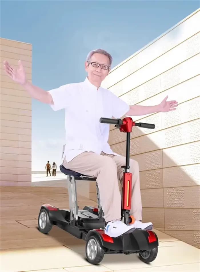 Mini Scooter électrique pliable avec siège de voyage pour adultes âgés 250W 24V